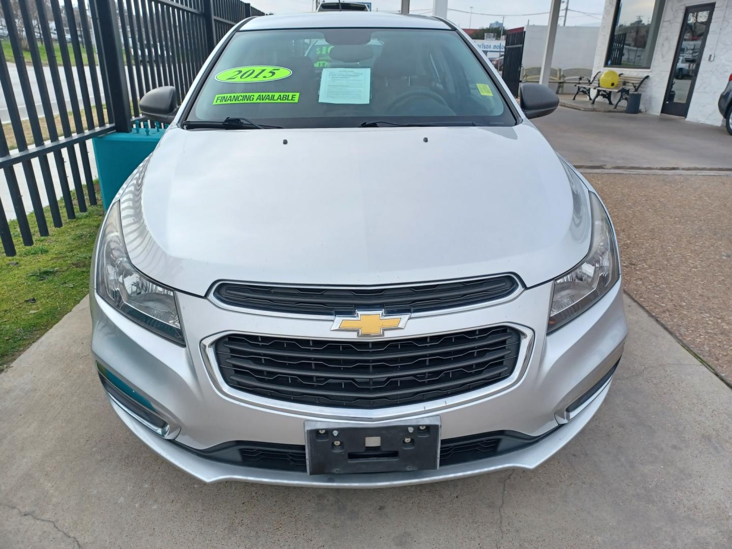 2015 SILVER /GRAY AND BLACK Chevrolet Cruze LS (1G1PA5SGXF7) with an 1.8L GAS I4 engine, 6-Speed Automatic transmission, located at 2001 E. Lancaster, Ft. Worth, 76103, (817) 336-7000, 32.746181, -97.301018 - Photo#3